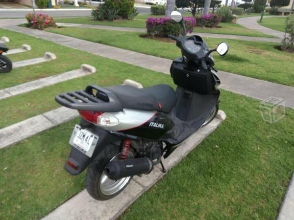 Italika 150 cc se nueva -16