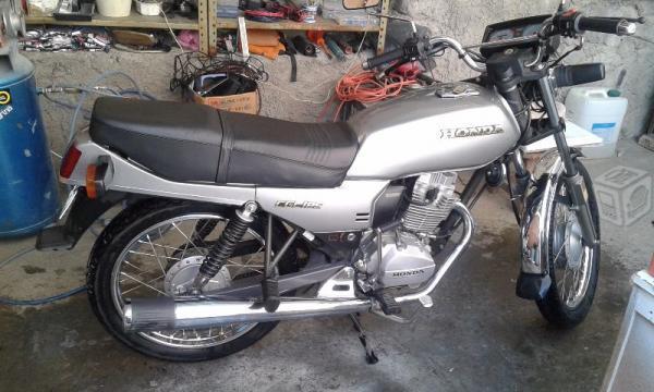 Motocicleta Honda Tool 125 -14