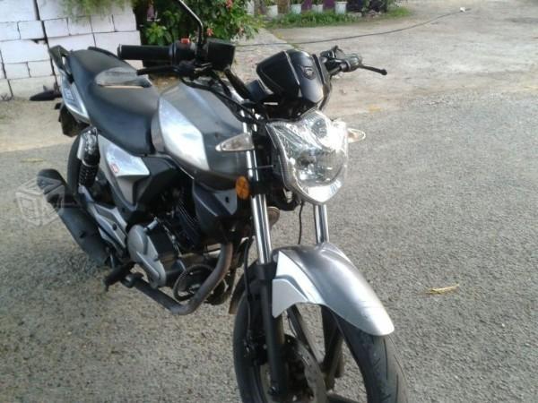 Keeway 200 cc primero que venga -12