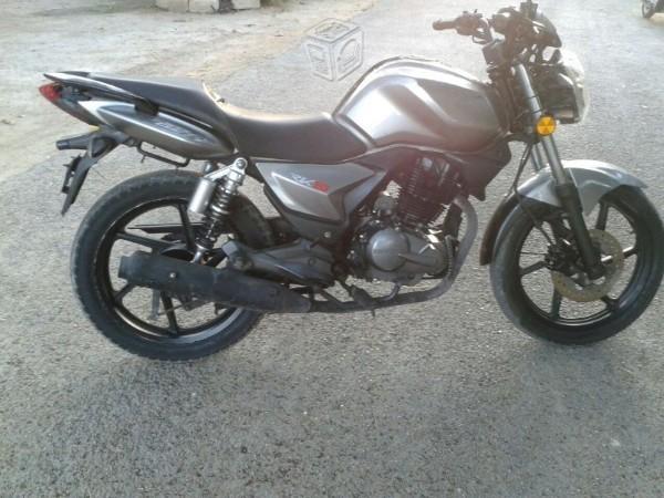 Keeway 200 cc primero que venga -12