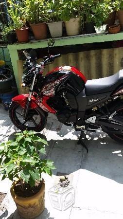 Fzs yamaha como nueva y asegurada