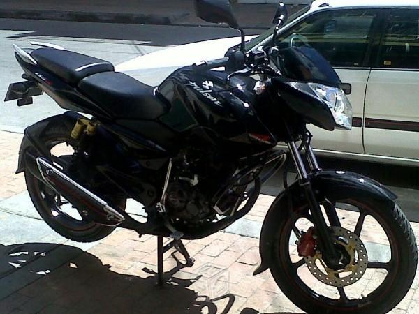 Seminueva para nada caida o raspada -15