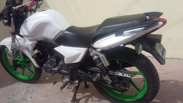 Keeway 200cc blanco perla