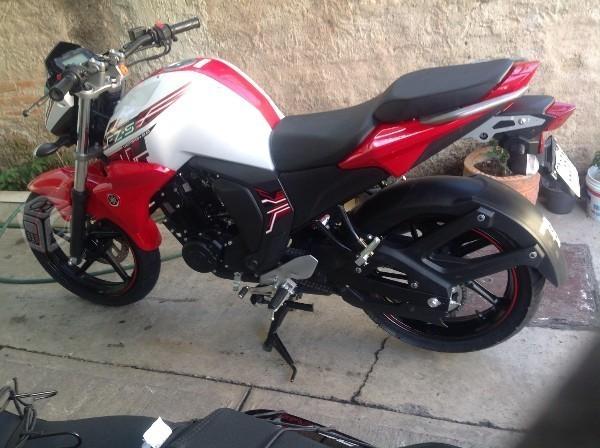 Fz-s 2.0 bien cuidada -16