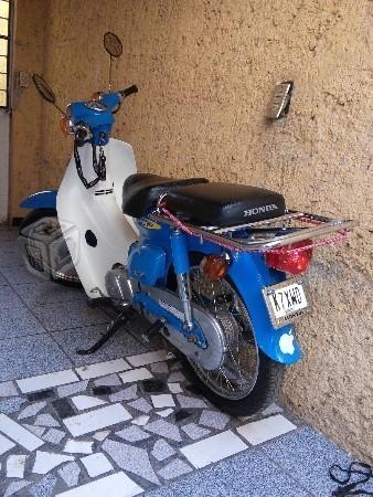 Honda c90 -03