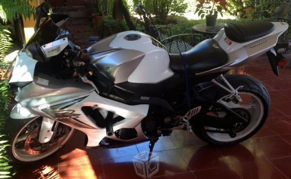 Gsx-r 1000 suzuki impecable acepto cambios -07