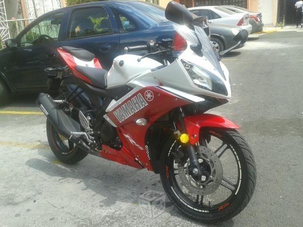 Excelente yamaha r15 -14