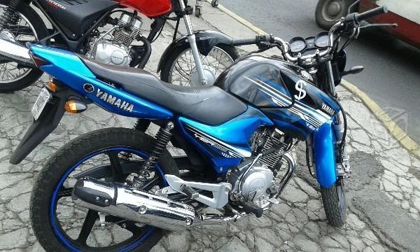 Motocicleta yamaha YBR 125 -14