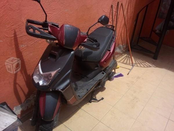 150cc unico dueño italika -14