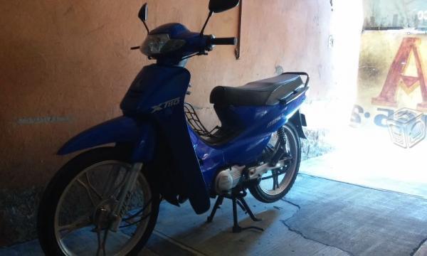 Motocicleta italika 110 -11