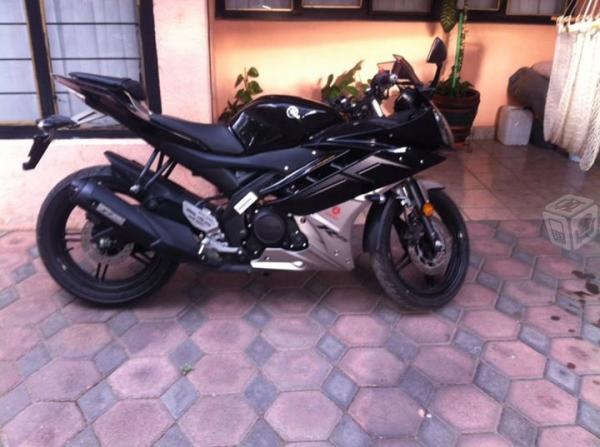 Yamaha r15 -14