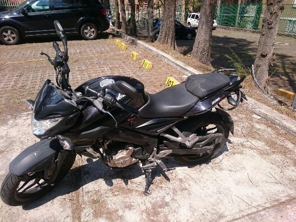 Pulsar 200 ns con seguro -14