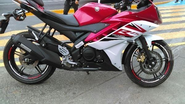 VoC Yamaha R15 Roja Blanco Impecable -15