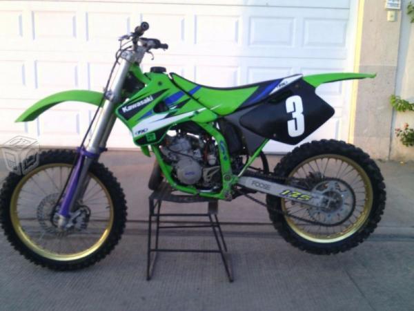 Motocross Kawasaki 125cc en excelente estado -96