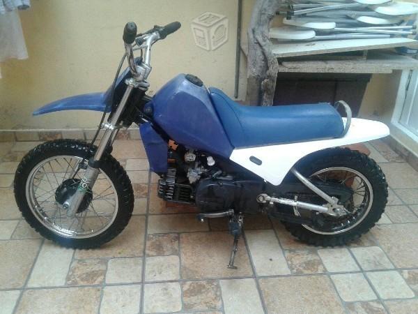 Moto cross yamaha piwi 80cc -03