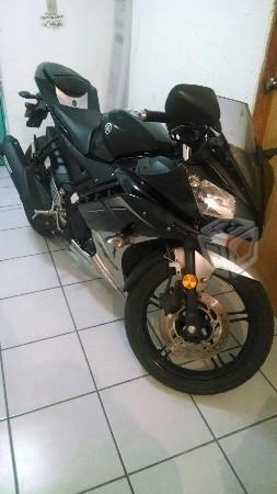 Yamaha r15 -14