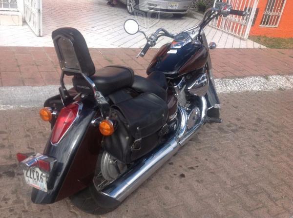 Honda shadow 750 -06