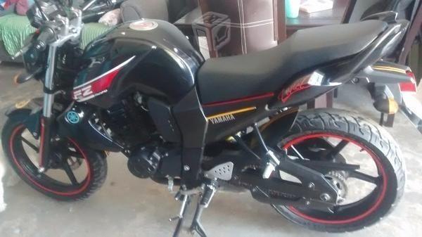 Moto fz 16 negra -15