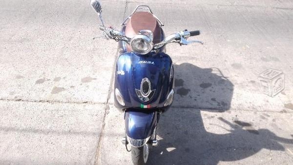 Moto vitalia azul