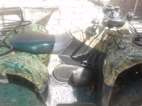 Cuatrimoto Yamaha grizzly 660 -04