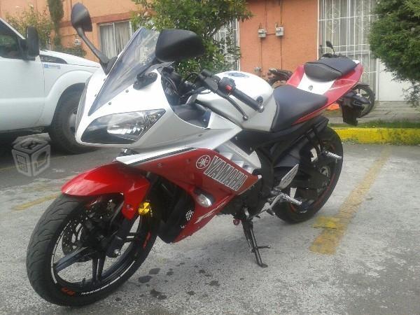 Excelente Yamaha R15 t/p -14