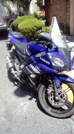 Vendo o permuto r15