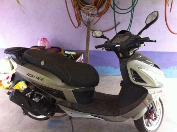 Moto Italika GG150 -14