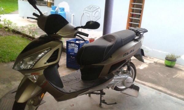 Moto Italika GG150 -14