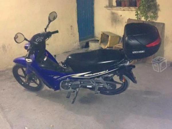 Yamaha Crypton como nueva -12