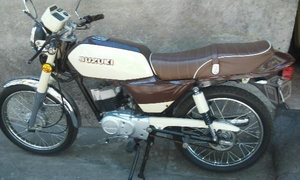 Suzuki ax 100 modificada cafe racer -14