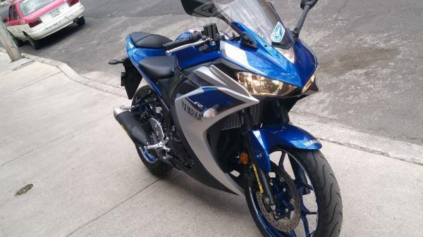 YAMAHA R3 Edicion Blue -16