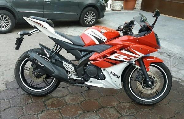 Yamaha r15 -14