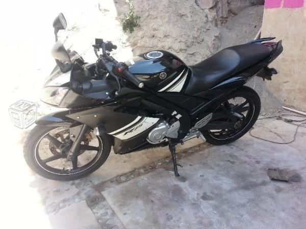 Yamaha r15 hermosa