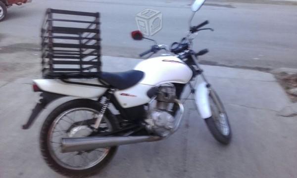 Moto Cargo en muy buen estado -07