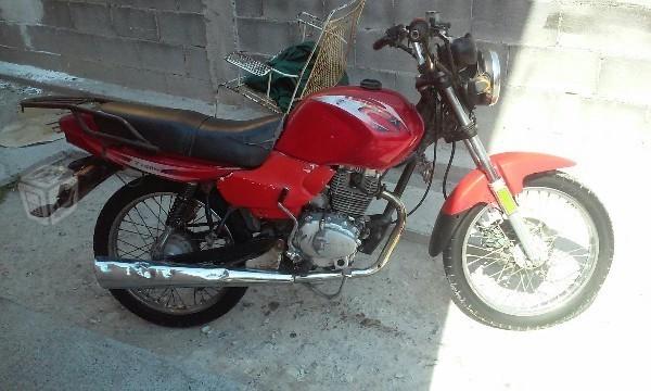 Vendo parecida ala cargo -07