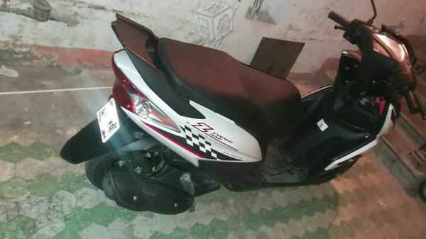 Moto yamaha 116cc -14