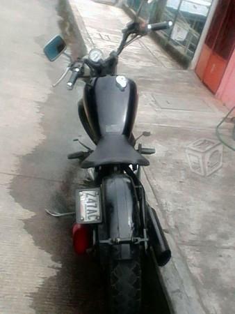 Motocicleta Dinamo -13