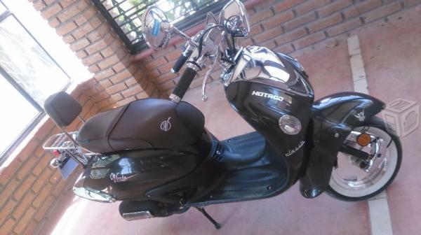 Motoneta Scooter Vento, Hot Rod, 150cc. negra -16