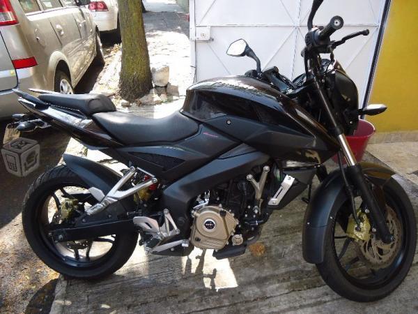 Pulsar ns 200 negra -14