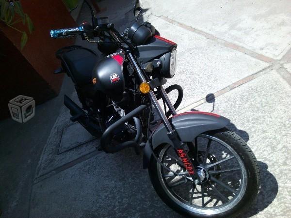 Motocicleta Vento Choper -15