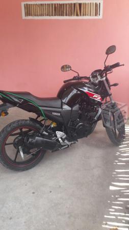 Moto yamaha fz150 -15