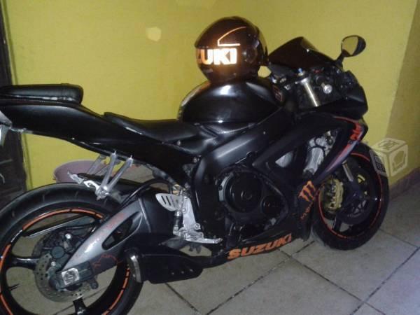 Poderosa suzuki 600 gsxr ven/cam -06