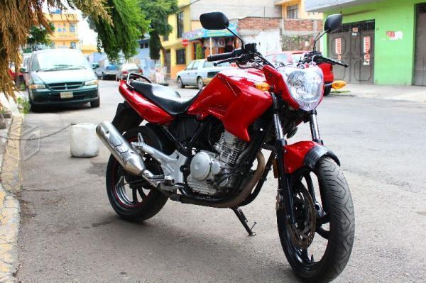 Yamaha fazer 250cc CIRCULA EN VIAS RAPIDAS -10