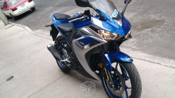 Yamaha r3 edicion blue 16 -16