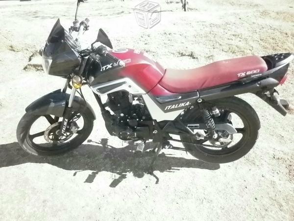 Motocicleta tx 200 -08