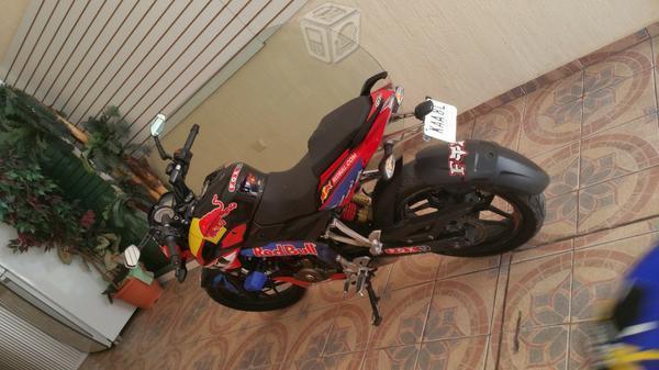 Pulsar 200ns (redbull)