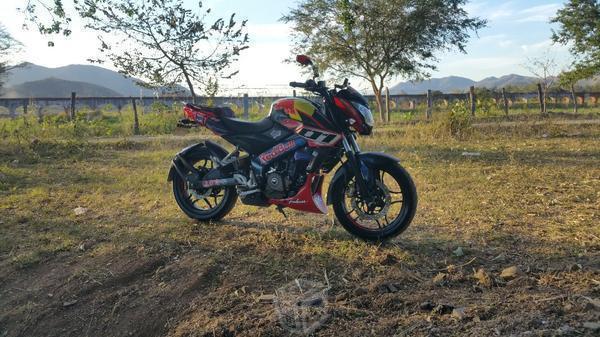 Pulsar 200ns (redbull)