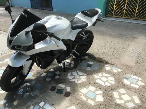 Honda CBR600rr Posible Cambio -09