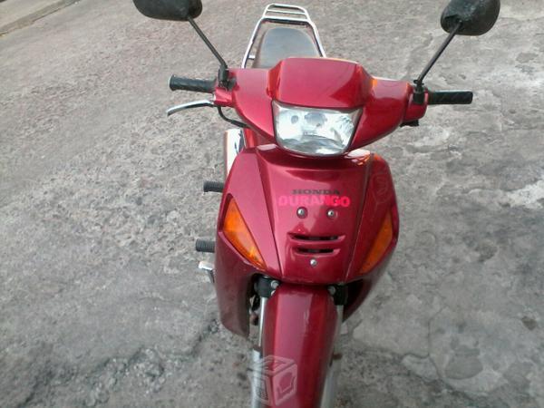 Motocicleta Honda