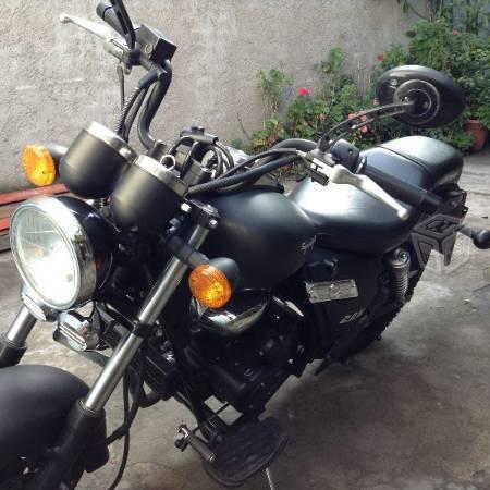 Moto Keeway 200cc Superligth color negra -15